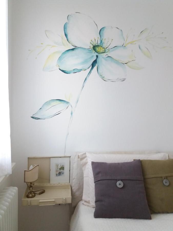 A Casa Di Dora Bed & Breakfast เตรวิโซ ภายนอก รูปภาพ